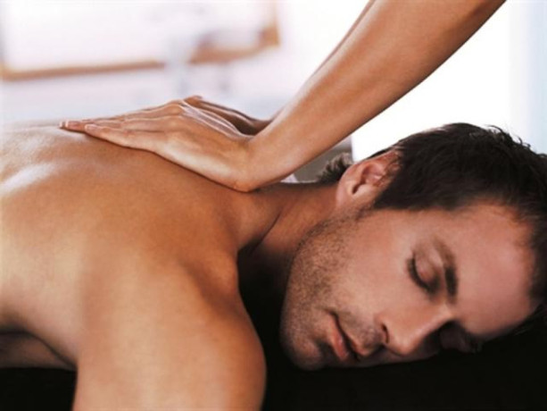 female-to-male-body-massage-spa-in-colaba-mumbai-9892710611-big-1